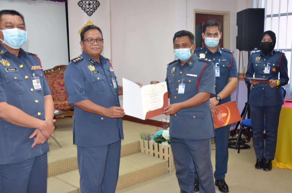 157638624 292344538974575 4086355551581609968 n