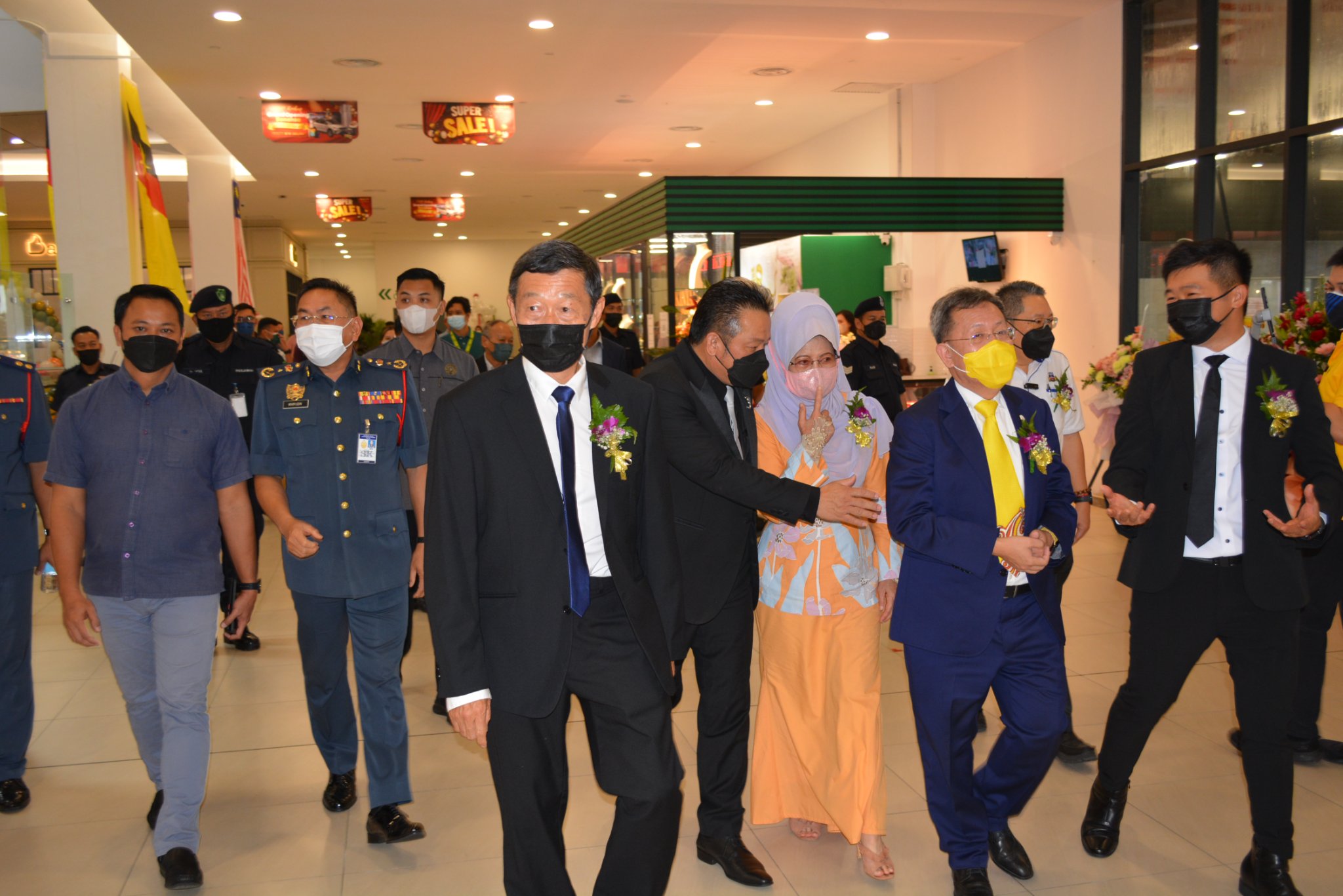 yb8