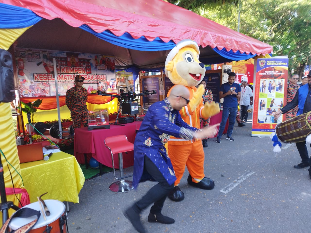 54afb2f6 57c7 4ed5 91e7 1d4ab9a8dcb2