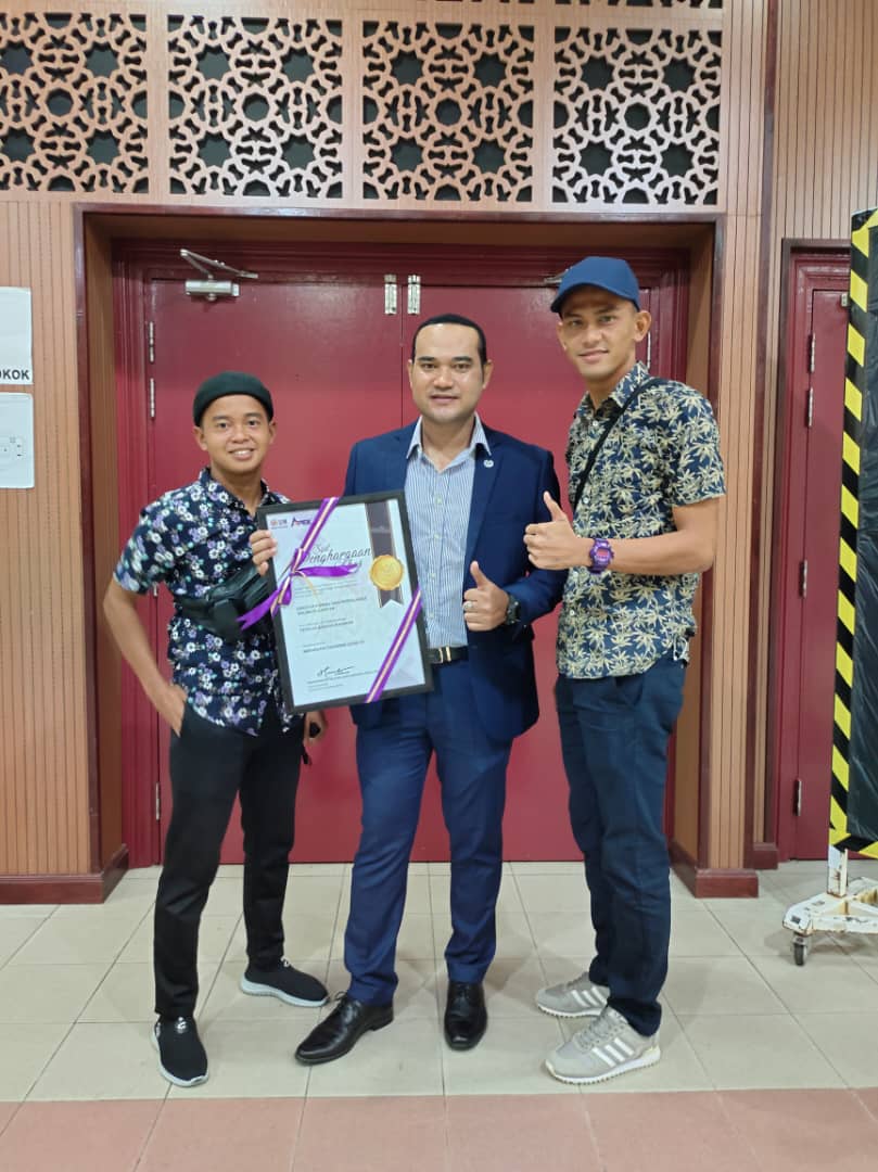 6d4cc476 9166 41a8 b093 1edee9af7355 2