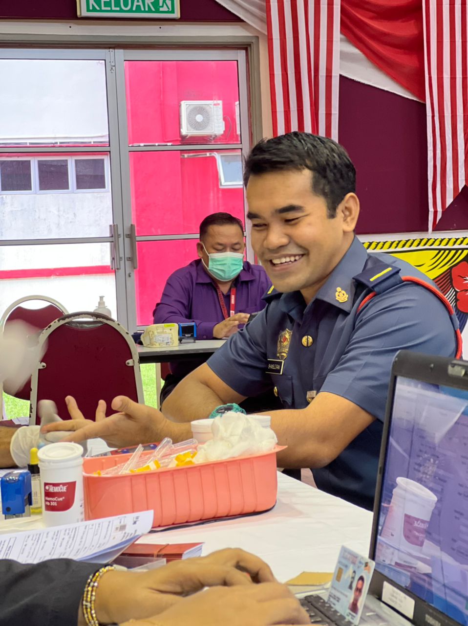 33ed8698 143f 44aa a690 698e8e7da6f7