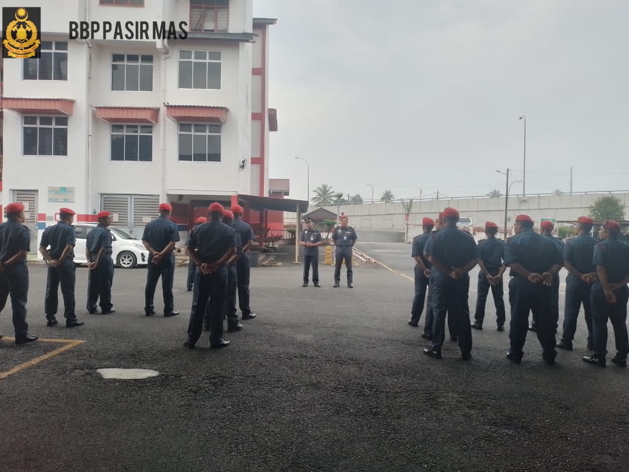 3ef006a1 f951 4aaf b1d2 c728859fd955