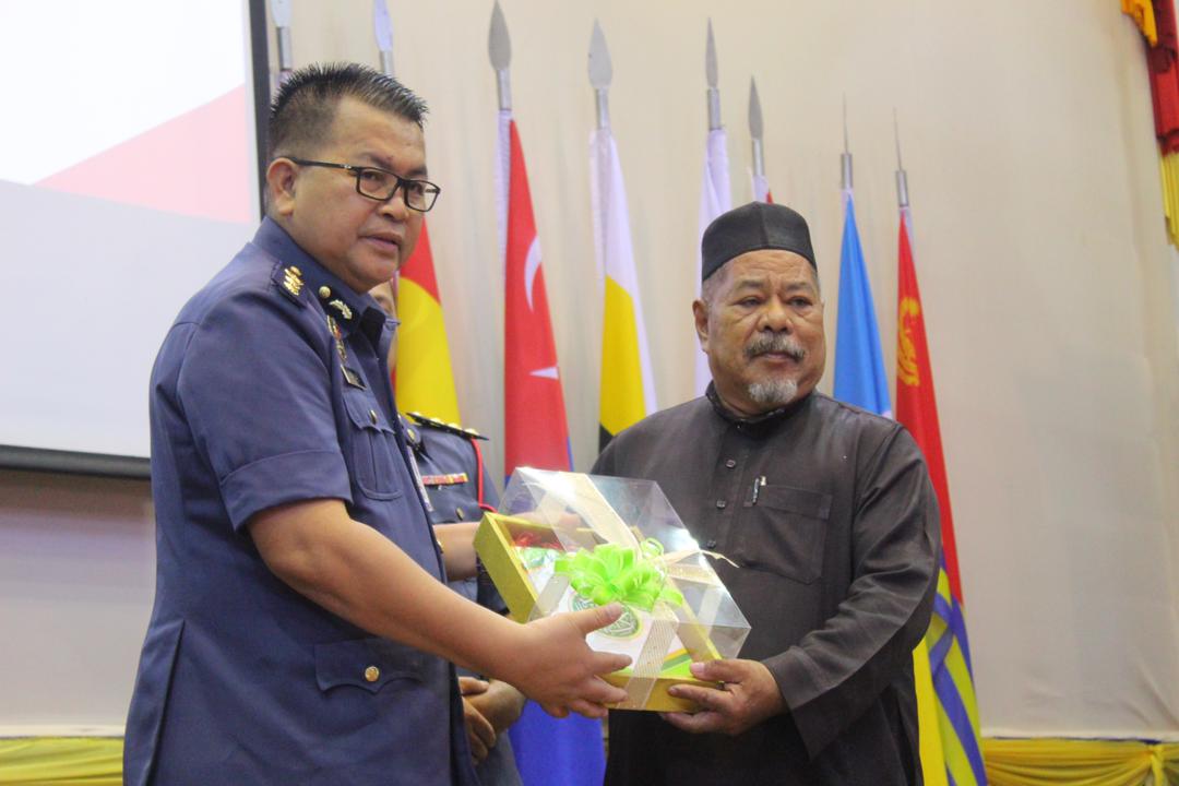 a8c11ca2 7904 42fb 9adc 722f8d53b1ba