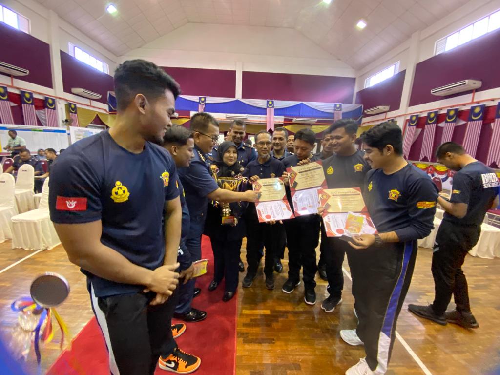 bf6a6a28 c5e6 48a4 88ee 39652da2307e