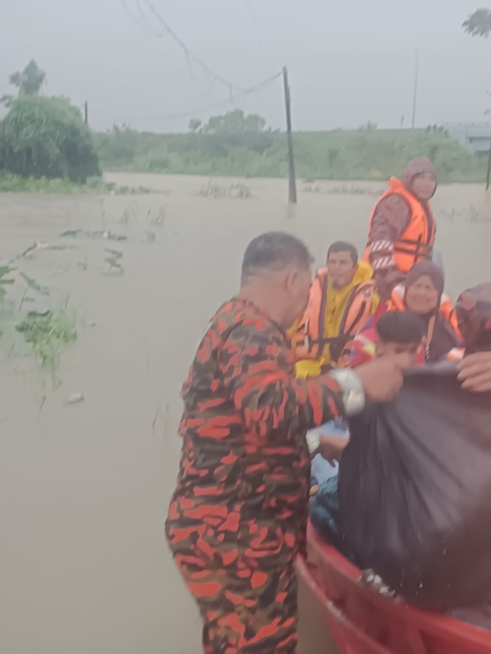 c3660866 5013 4bc6 b2cd f3fe6961513c