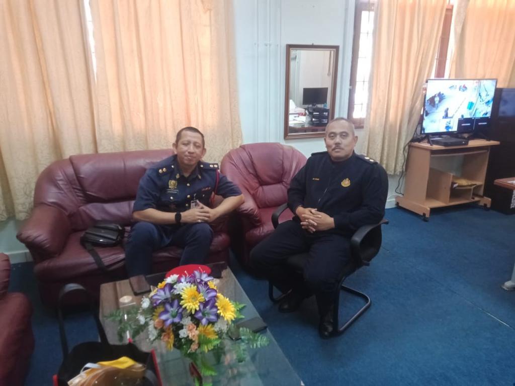 69906aa7 c41e 471c 81cb ffaf3cfb3314