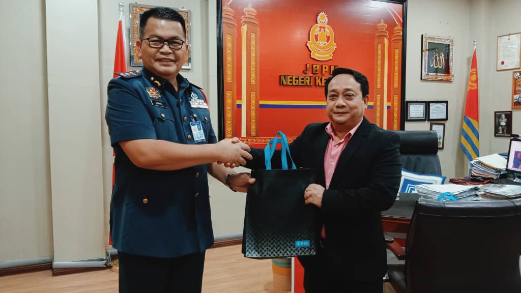 022c11cb 9e7f 46ea 8746 eee8604f3043