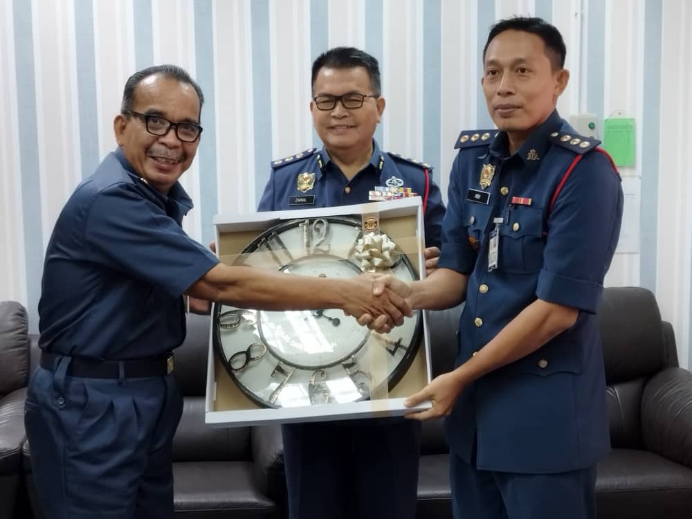 3975ac7c 3dc7 4942 954b b7fa202f2341