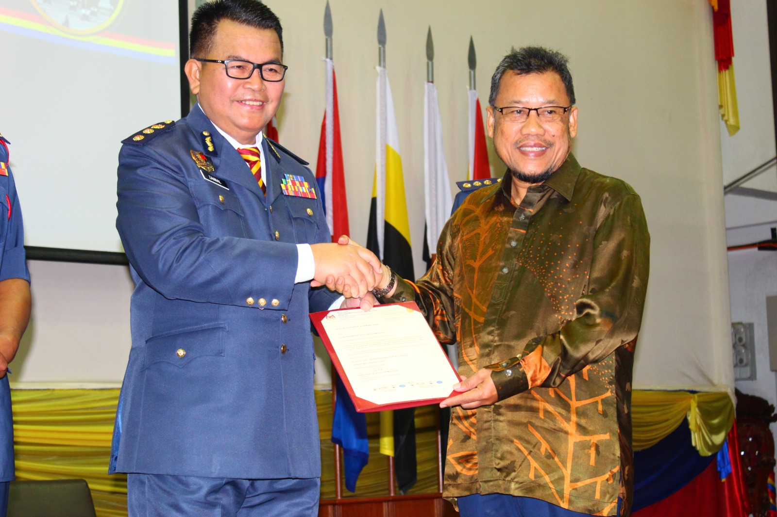 9d876729 9039 4ce6 87f7 6e7f2432574f