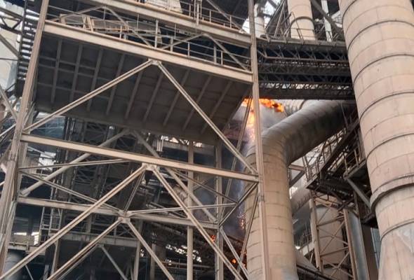 trek laluan terbakar