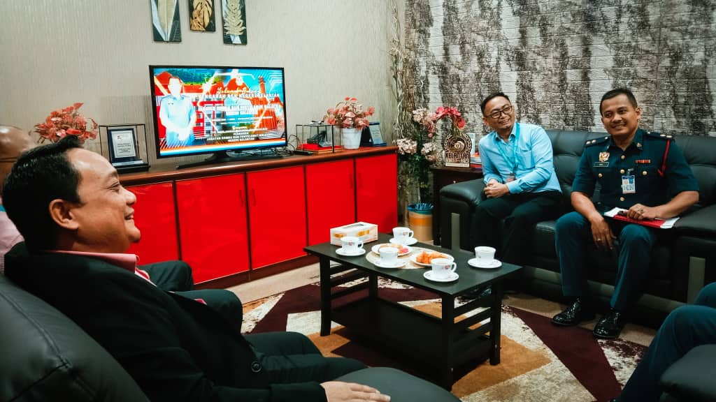 dece1272 e3d6 479b b0d7 ac1245973f47