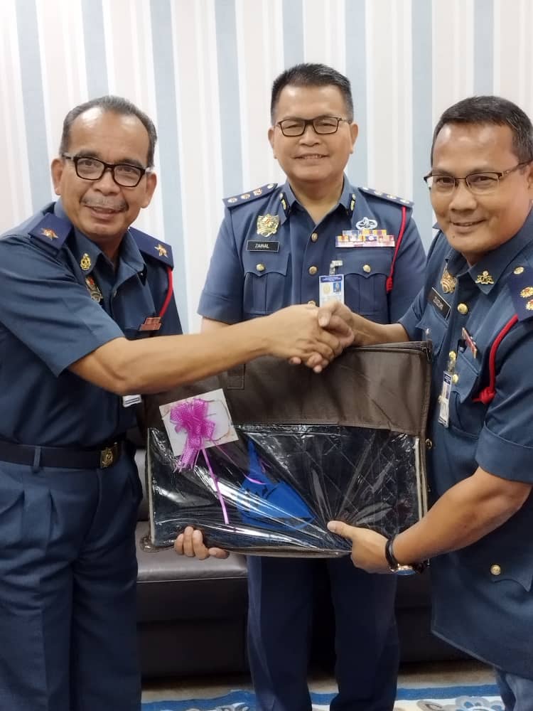 e4bcd552 4245 4d97 b561 eba2ffc9b81e