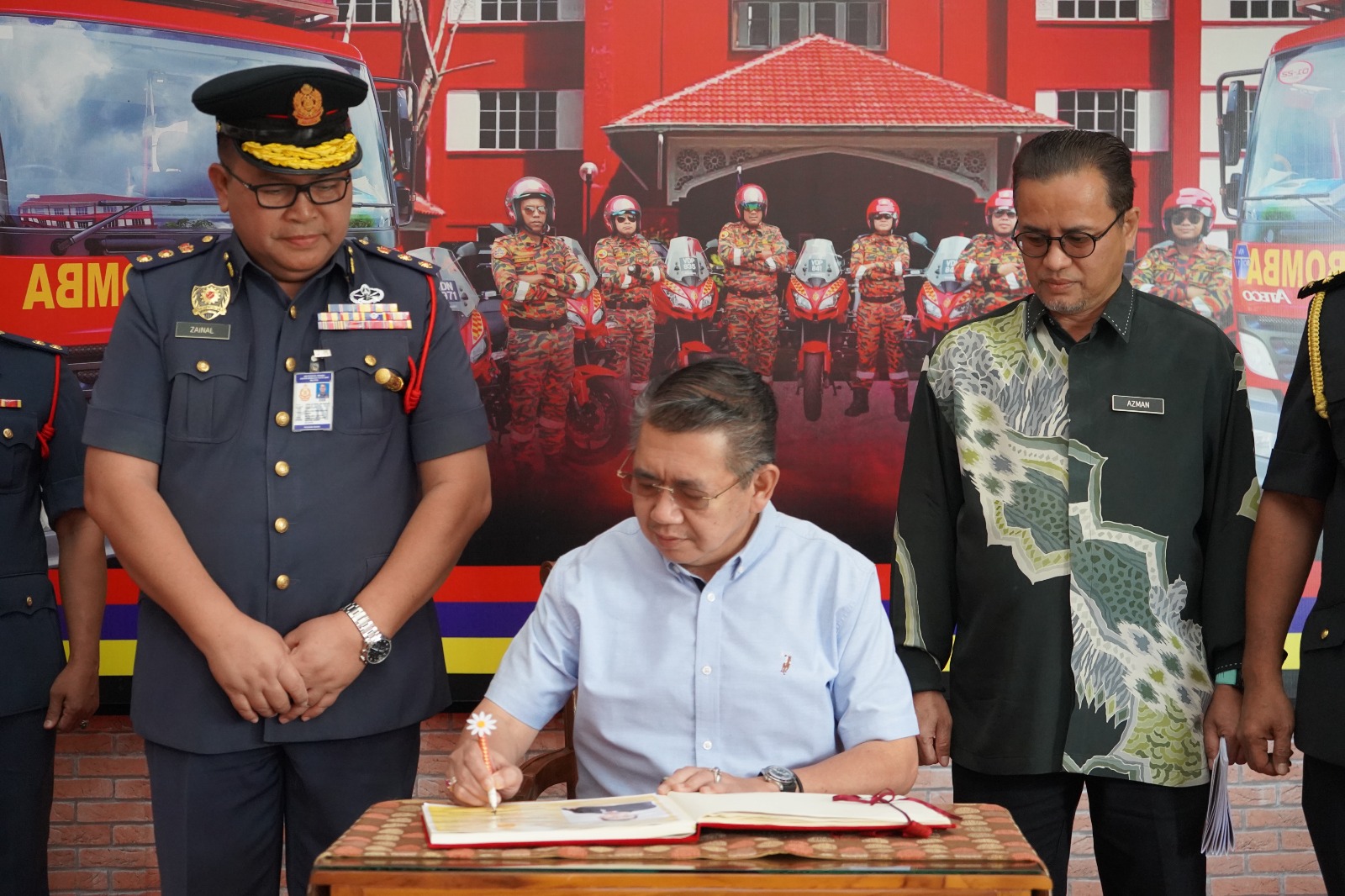 14a0f99d c023 4c19 9390 abe9532ad73e