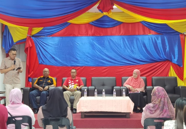 272753461459458299 611625635972742137 n