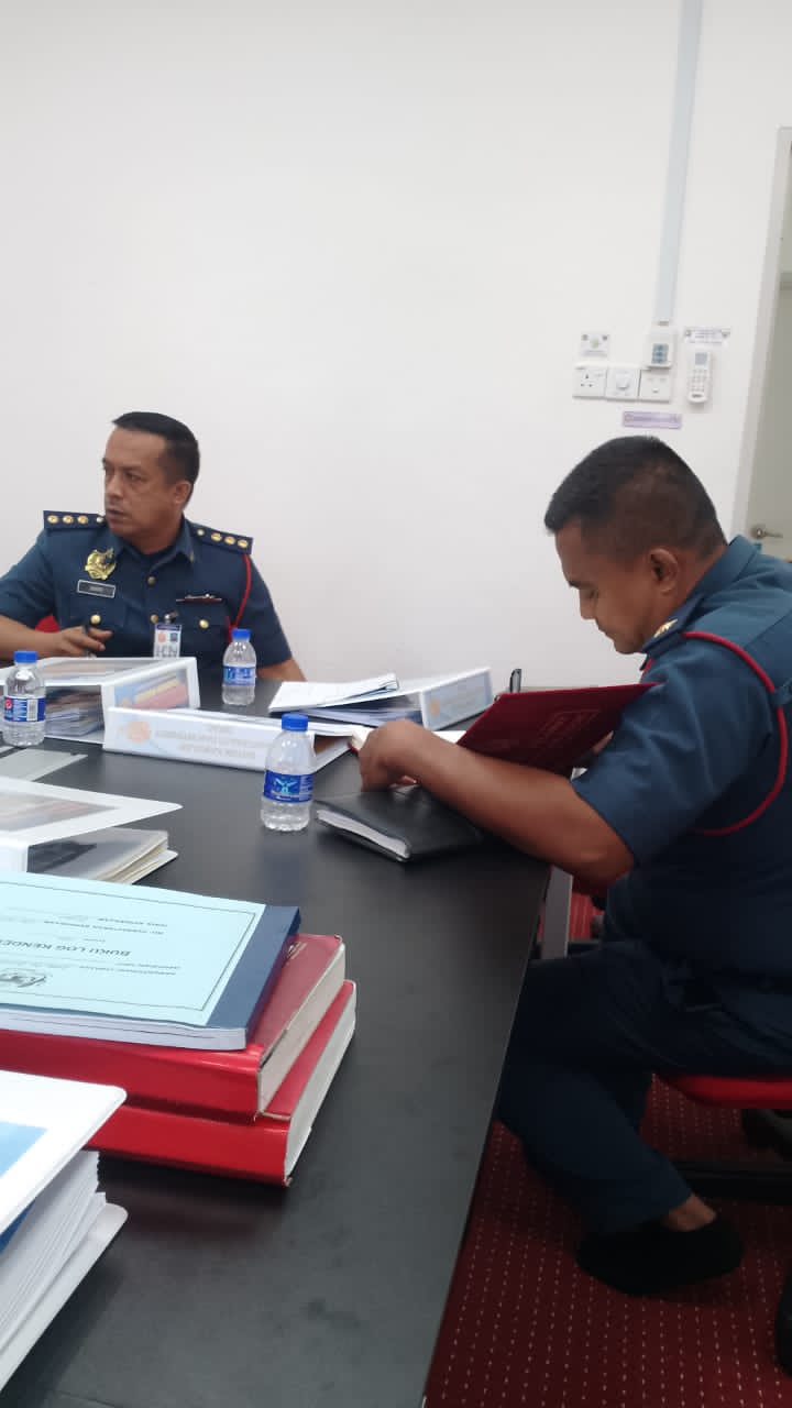 e6e2fa1d 2208 4cfb 8b85 4f9d77fb7f11