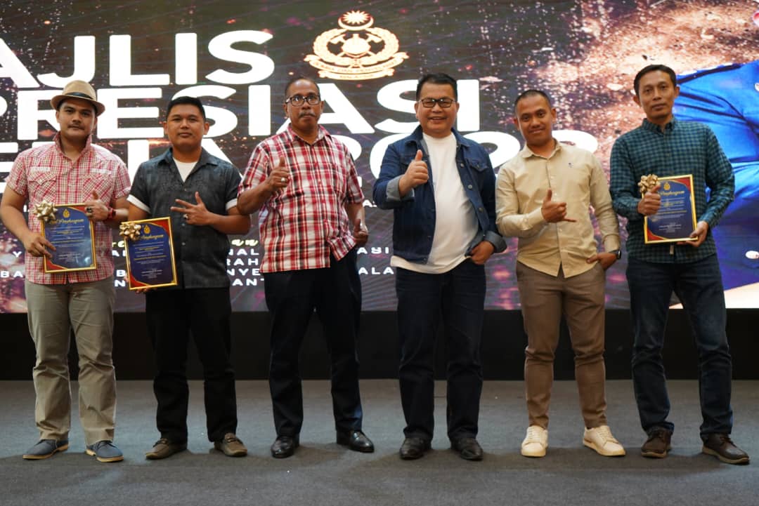 eef1bd9a 9b6d 4e1c 82b0 dced718a8517