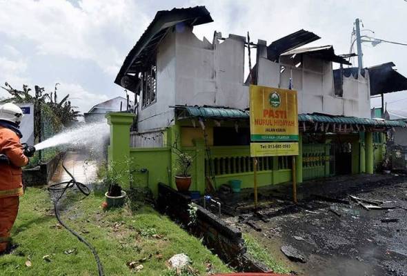 Tadika Pasti dua premis di Kg Jalan Kebun terbakar