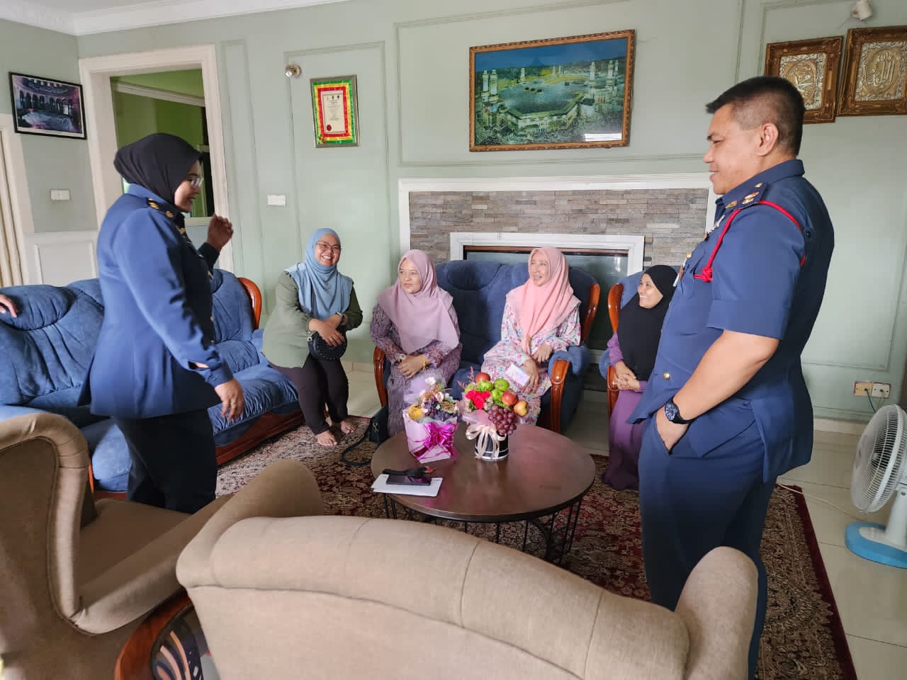 0e369716 41f5 4c1e ad30 bff0838dfa74