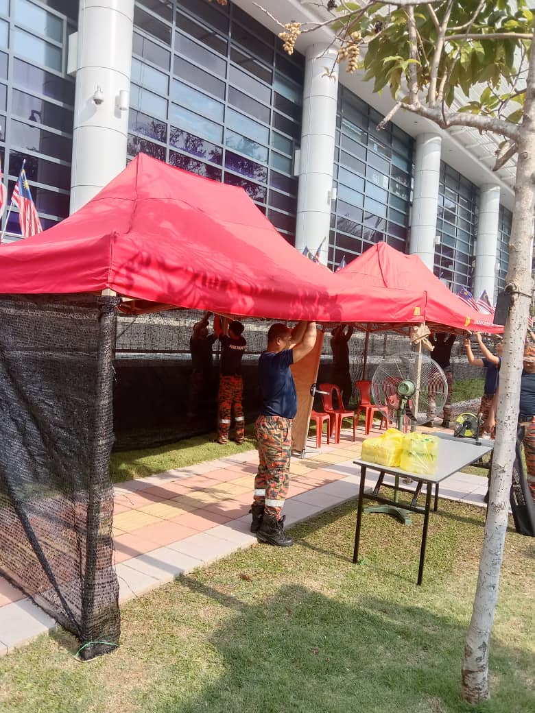 dfe70f22 f579 4b4e 9c79 cd54f9f7c997