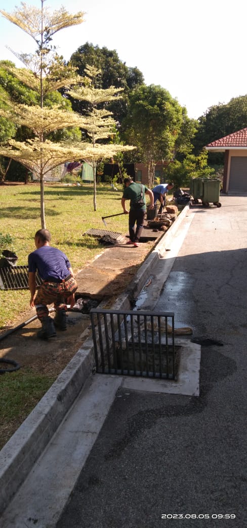 eceb4412 a335 4c23 b5c3 e76d7ac7f183