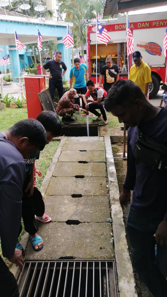 ef0fc5cf 6908 4cff acba f315d184cb21