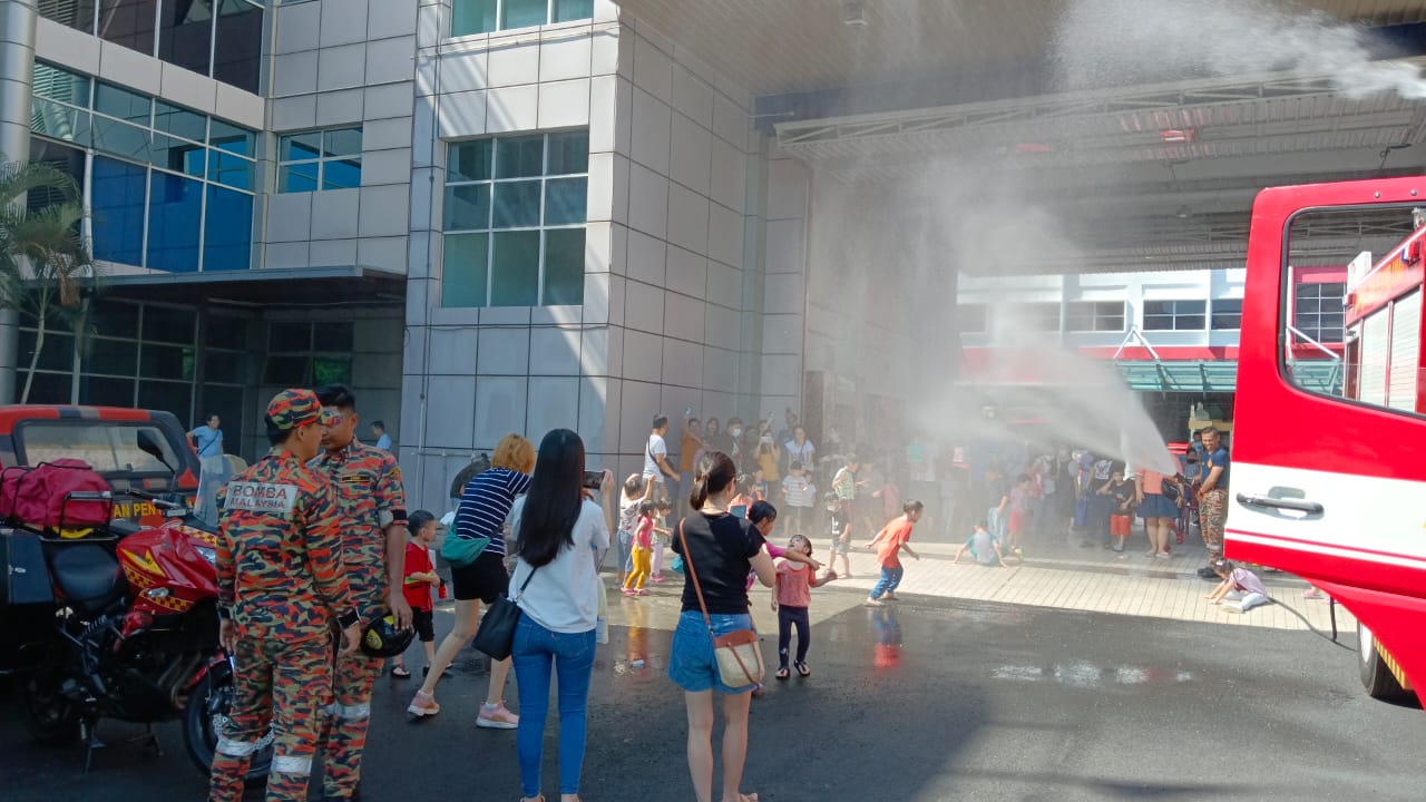 fd53e56e b897 4af6 86d6 4448206c9c79