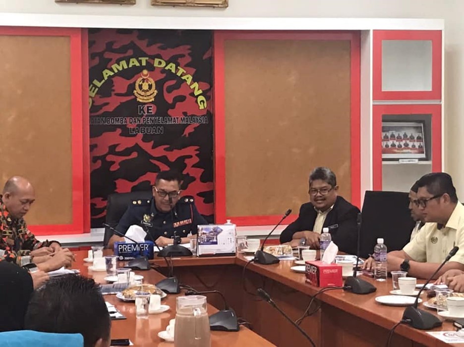 151515152001625635972742137 n