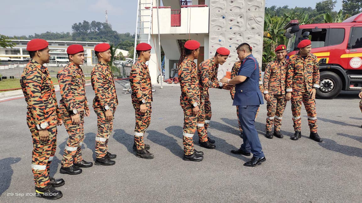 384767422 701097178714095 4355494383654256677 n