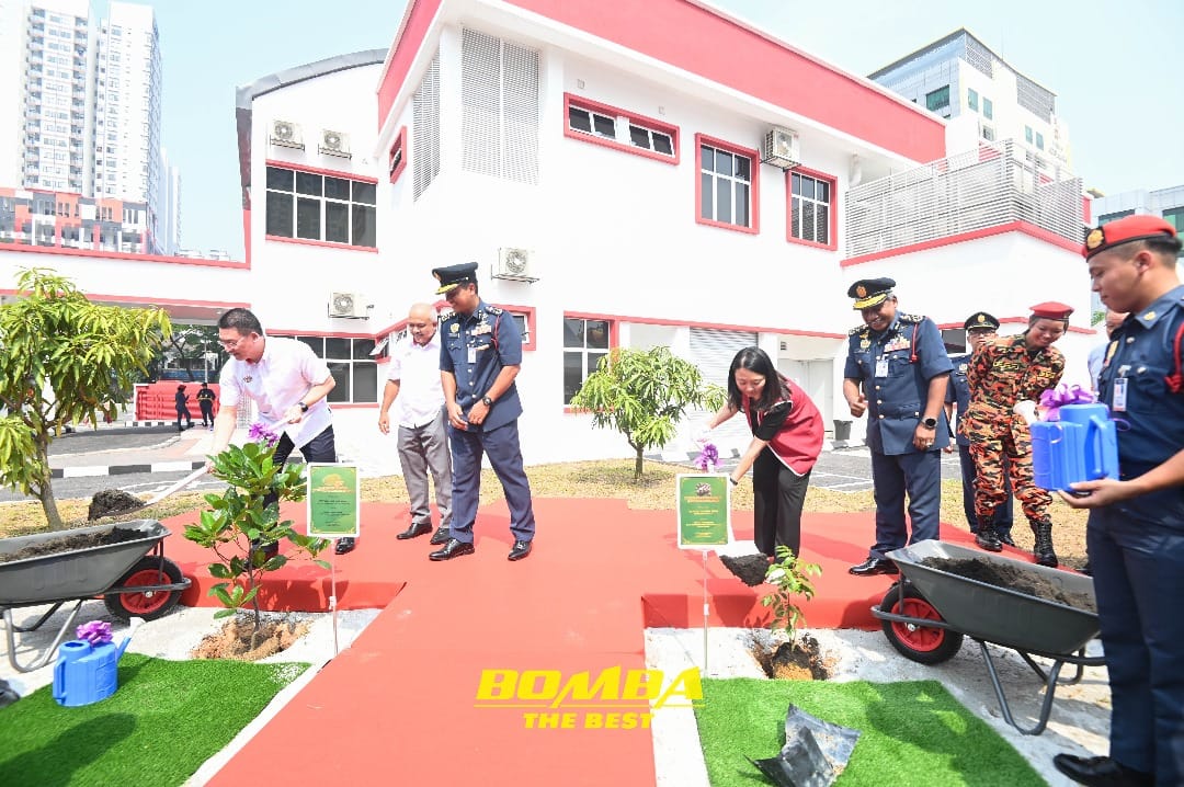 392881465 684999247060224 6832523535425848 n