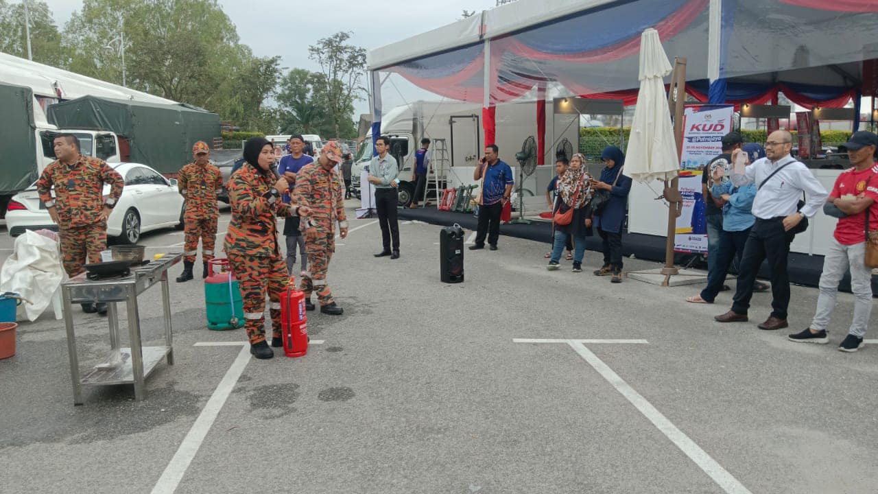 404283719 732744922215987 27613847475