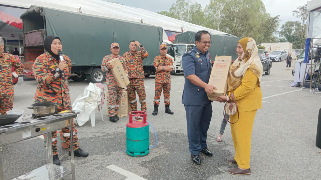 404507234 732744825549330 22885193952