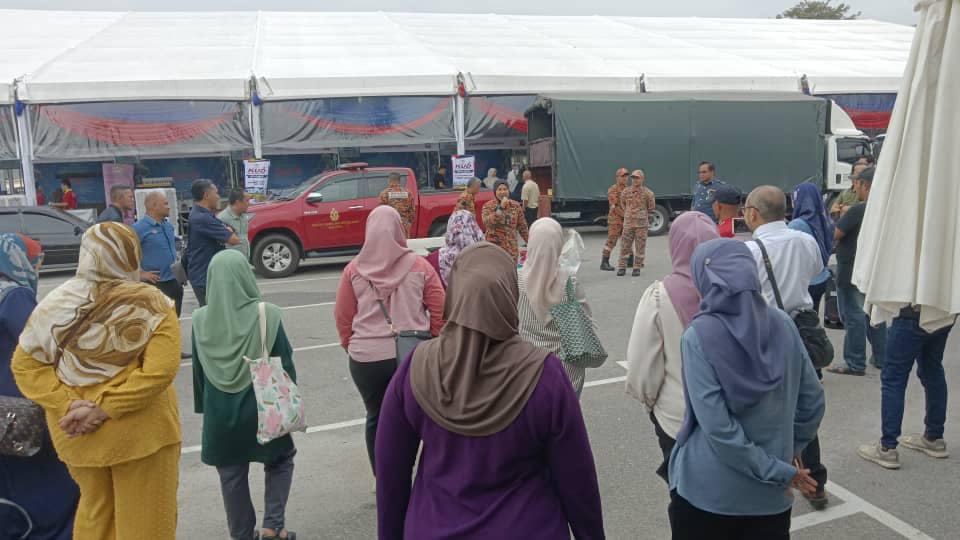 404507508 732744205549392 81244777000