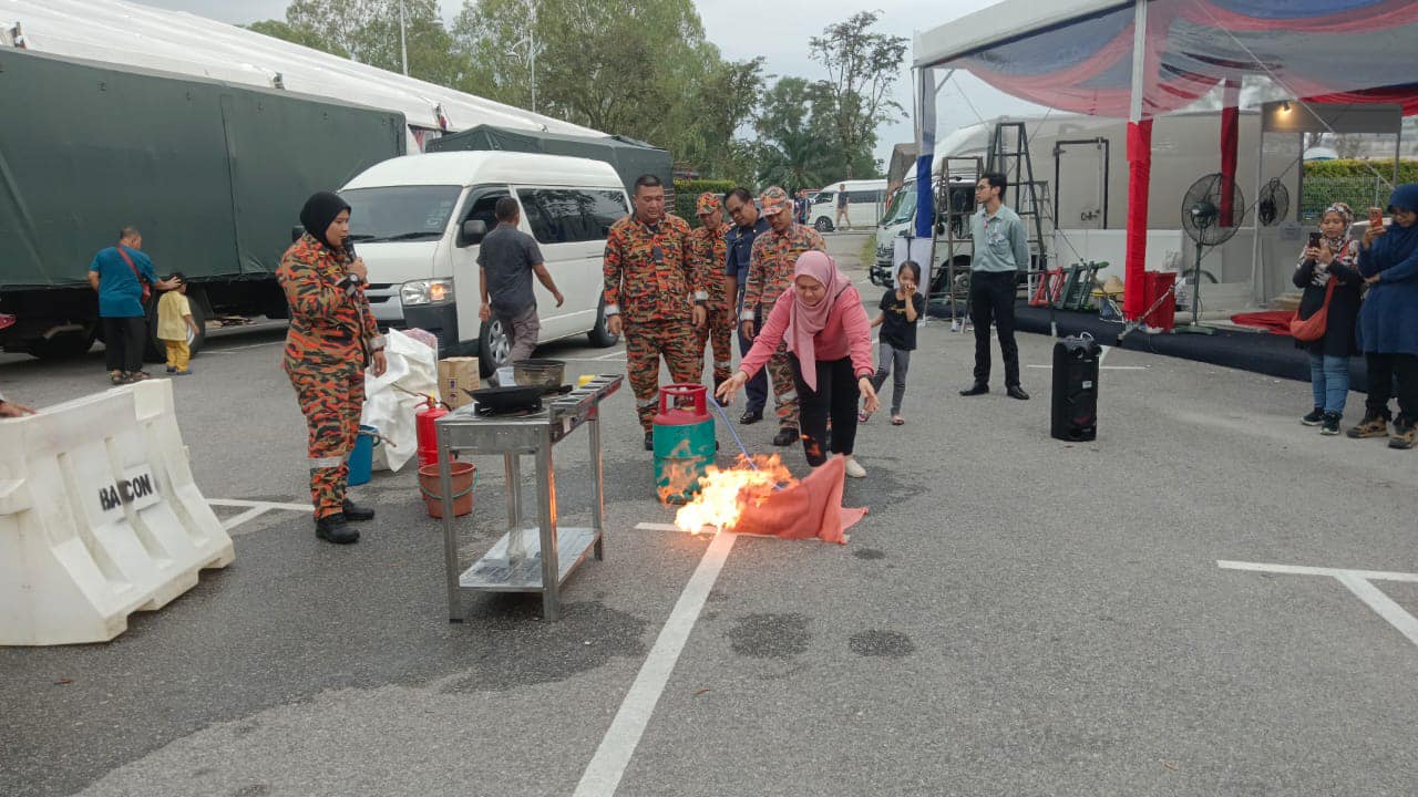 404507683 732744902215989 50202784742