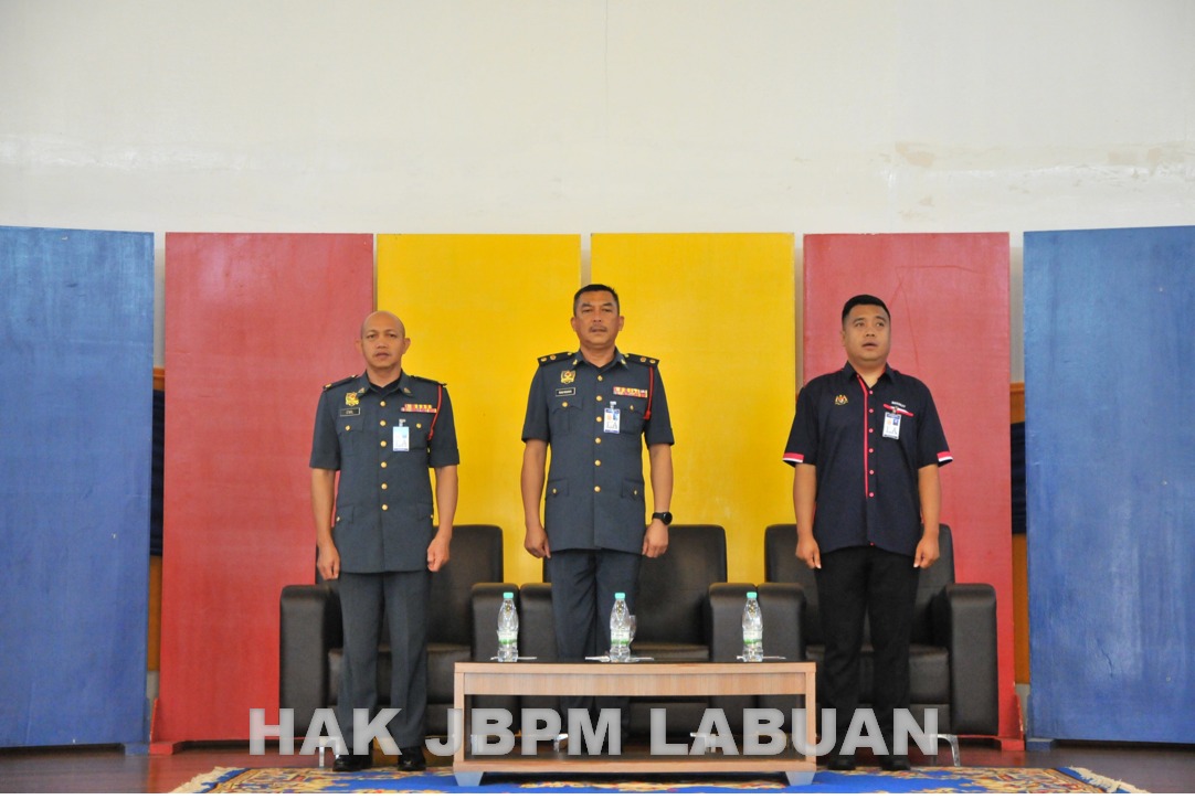 1111111112001625635972742137 n