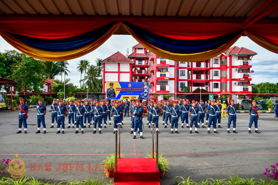 1800018001625635972742137 n