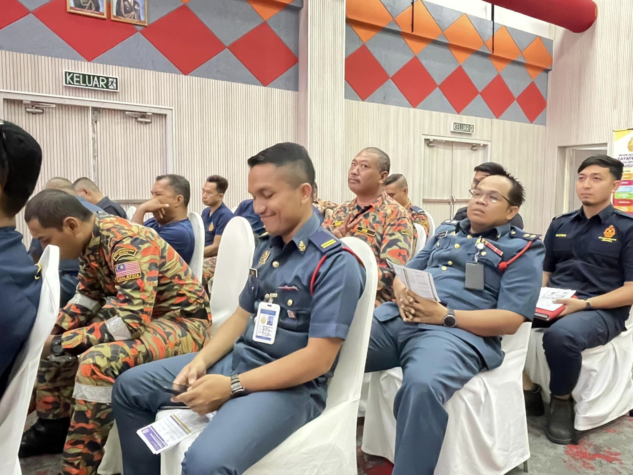 434202112 810928554397623 4528234069228853582 n