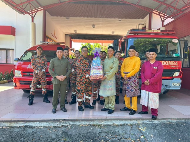 200000200001625635972742137 n