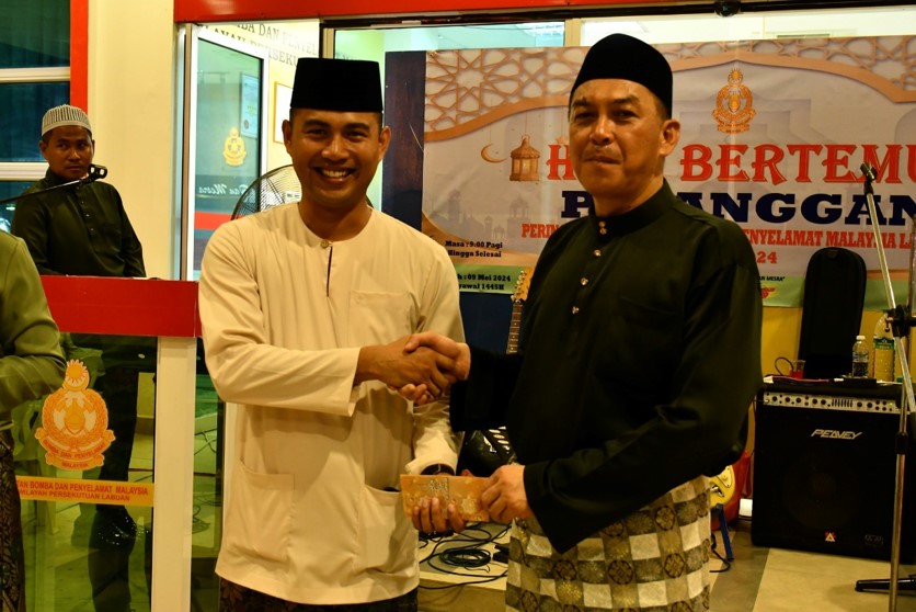 460000460001625635972742137 n