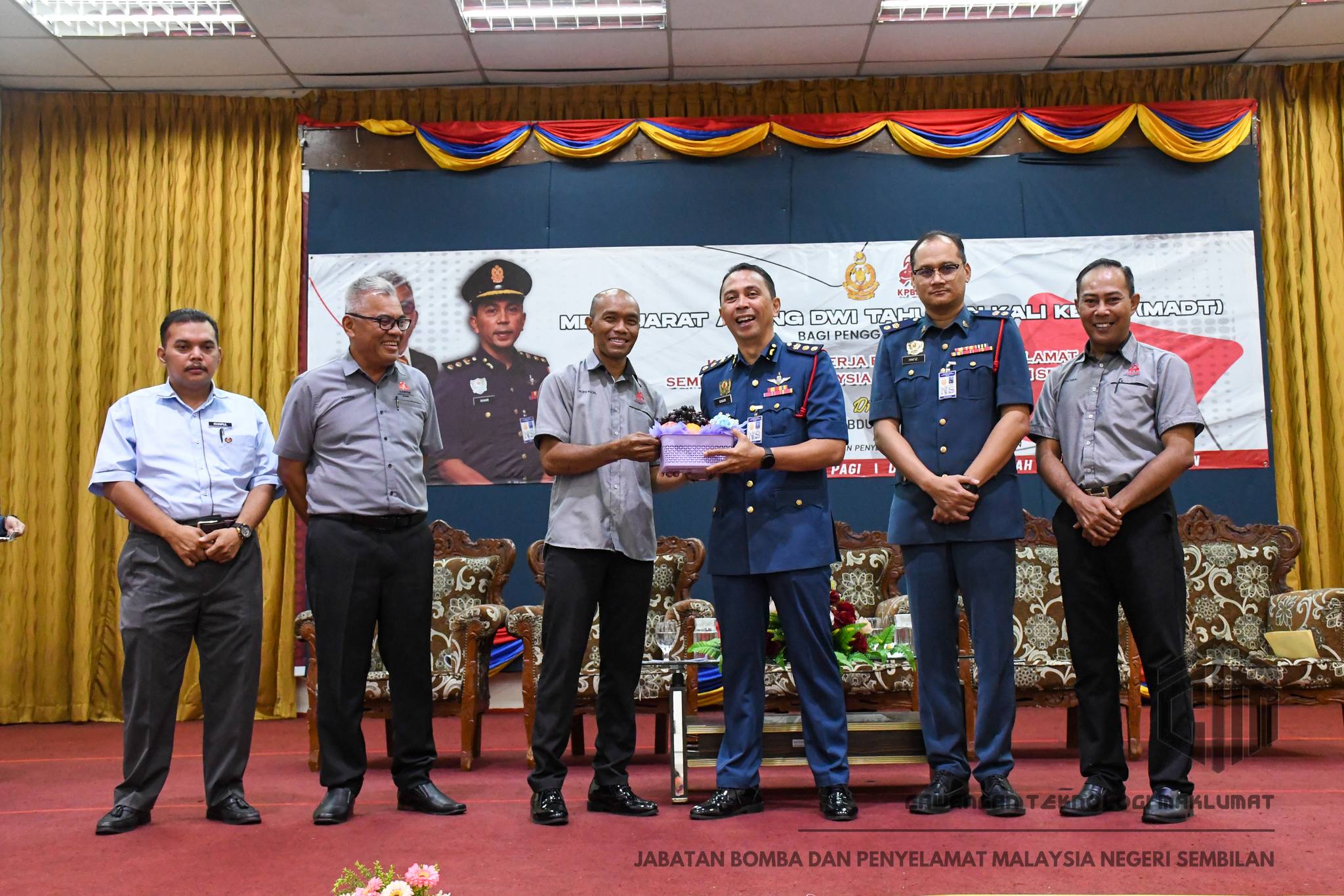 449535270 882049313954641 3990853972174652919 n