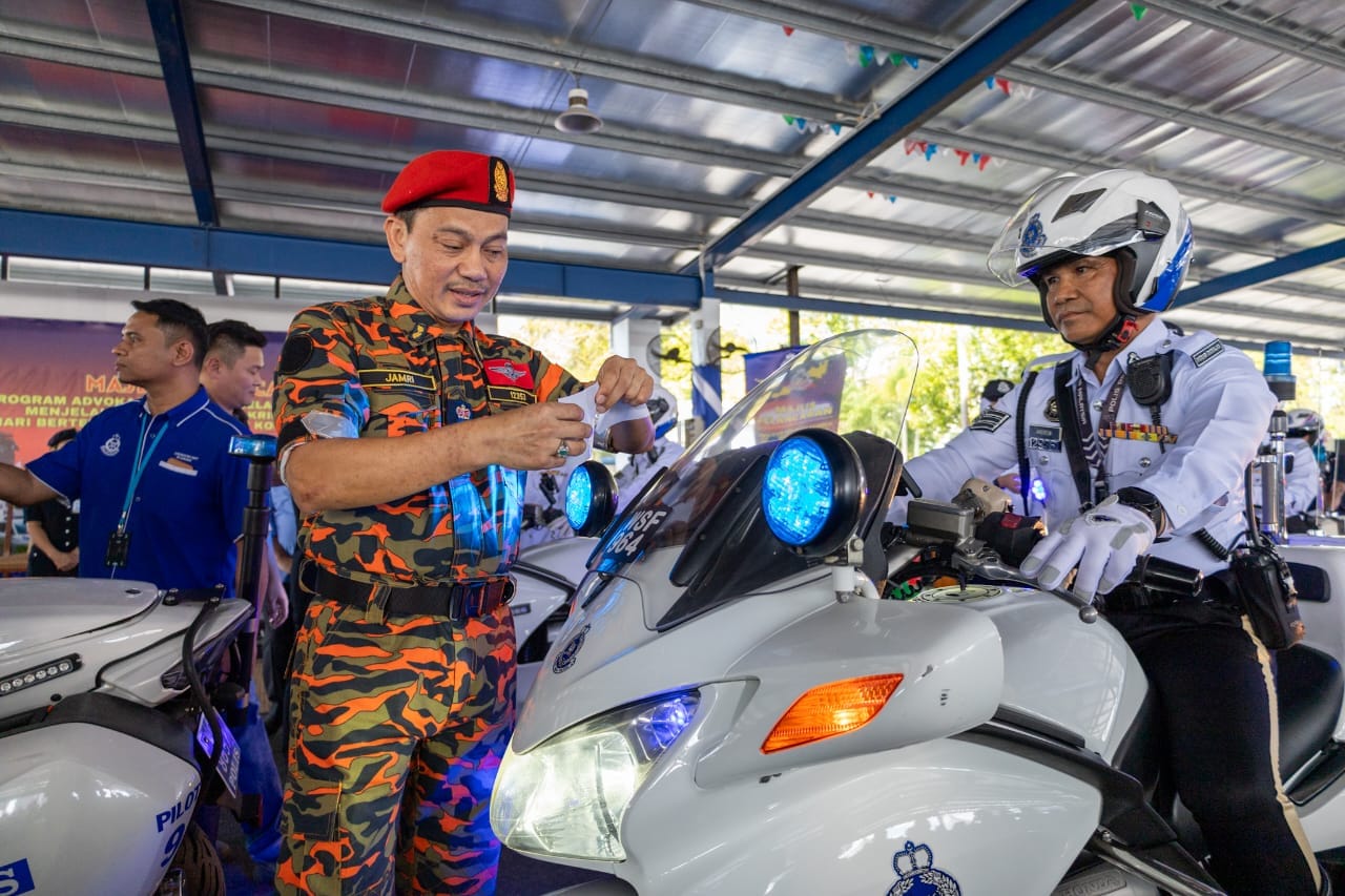 470143766 122133900290384559 6439