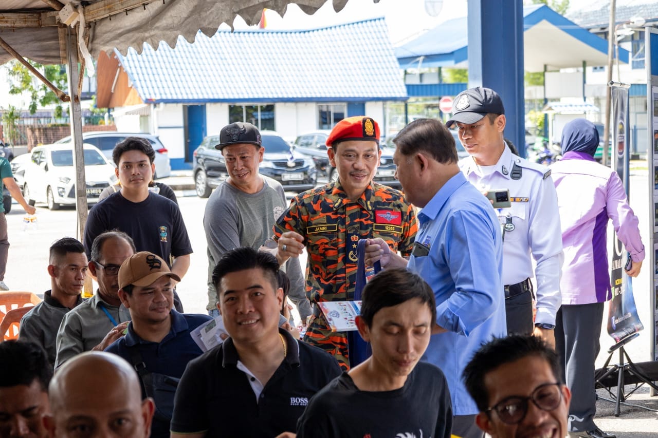 470566741 122133900272384559 8086